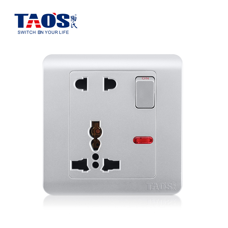 switched Multi socket (5 pin) + neon