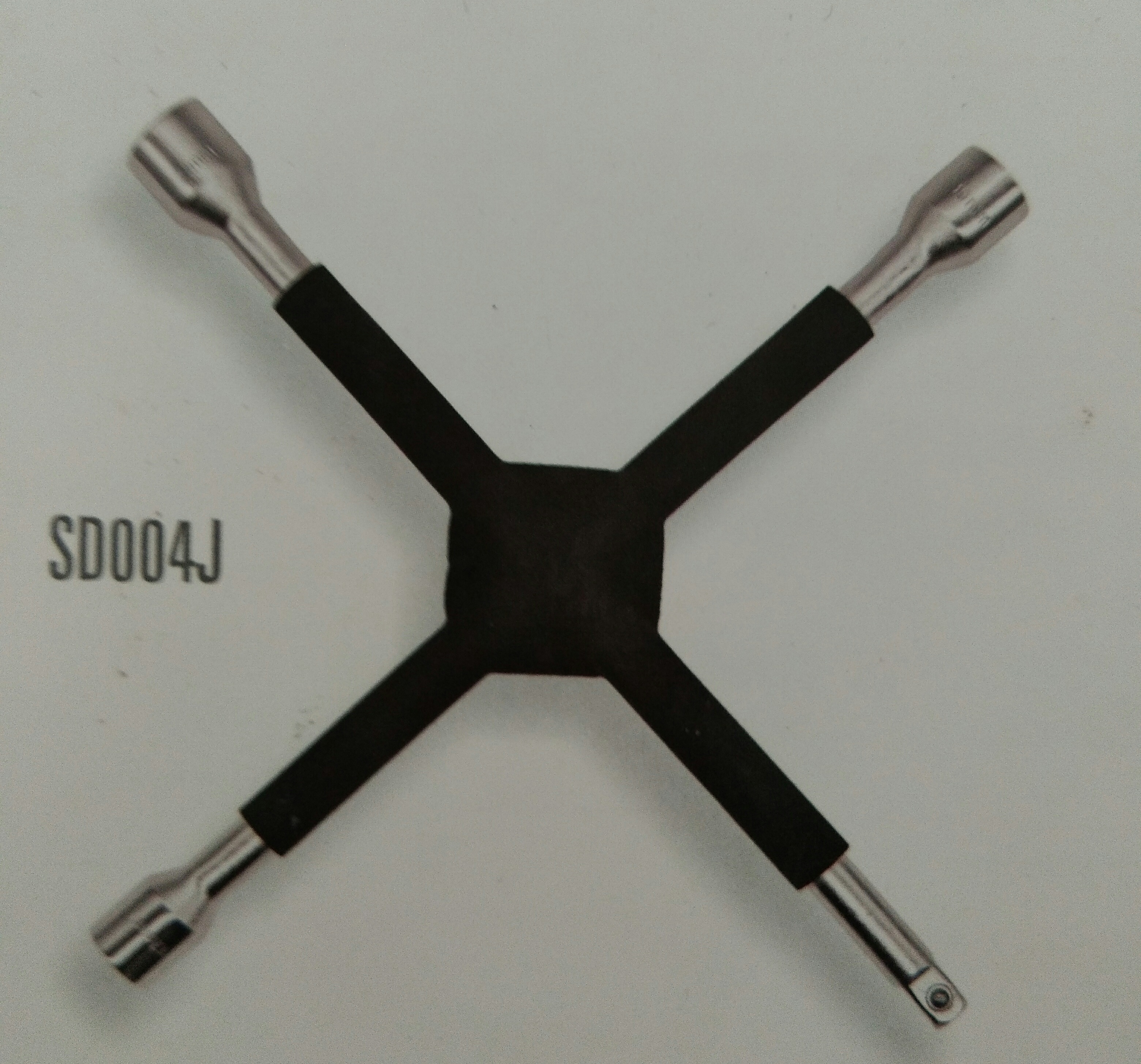Cross wrench with iron clip and plastic handle