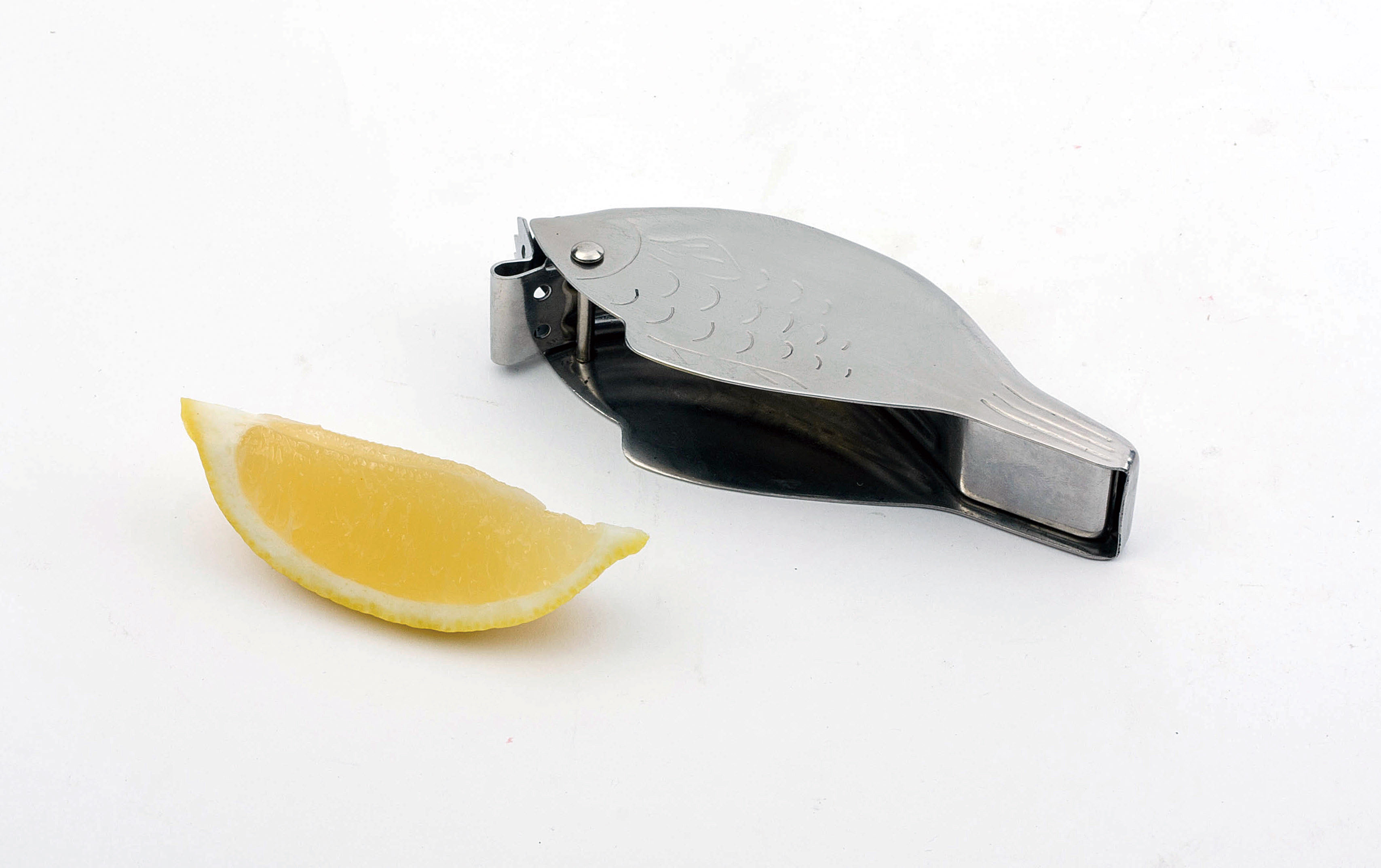 Stainless steel lemon squeezer