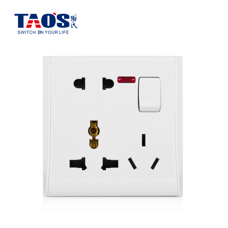 3 gang multi socket (8 pin) + neon + 10A switch