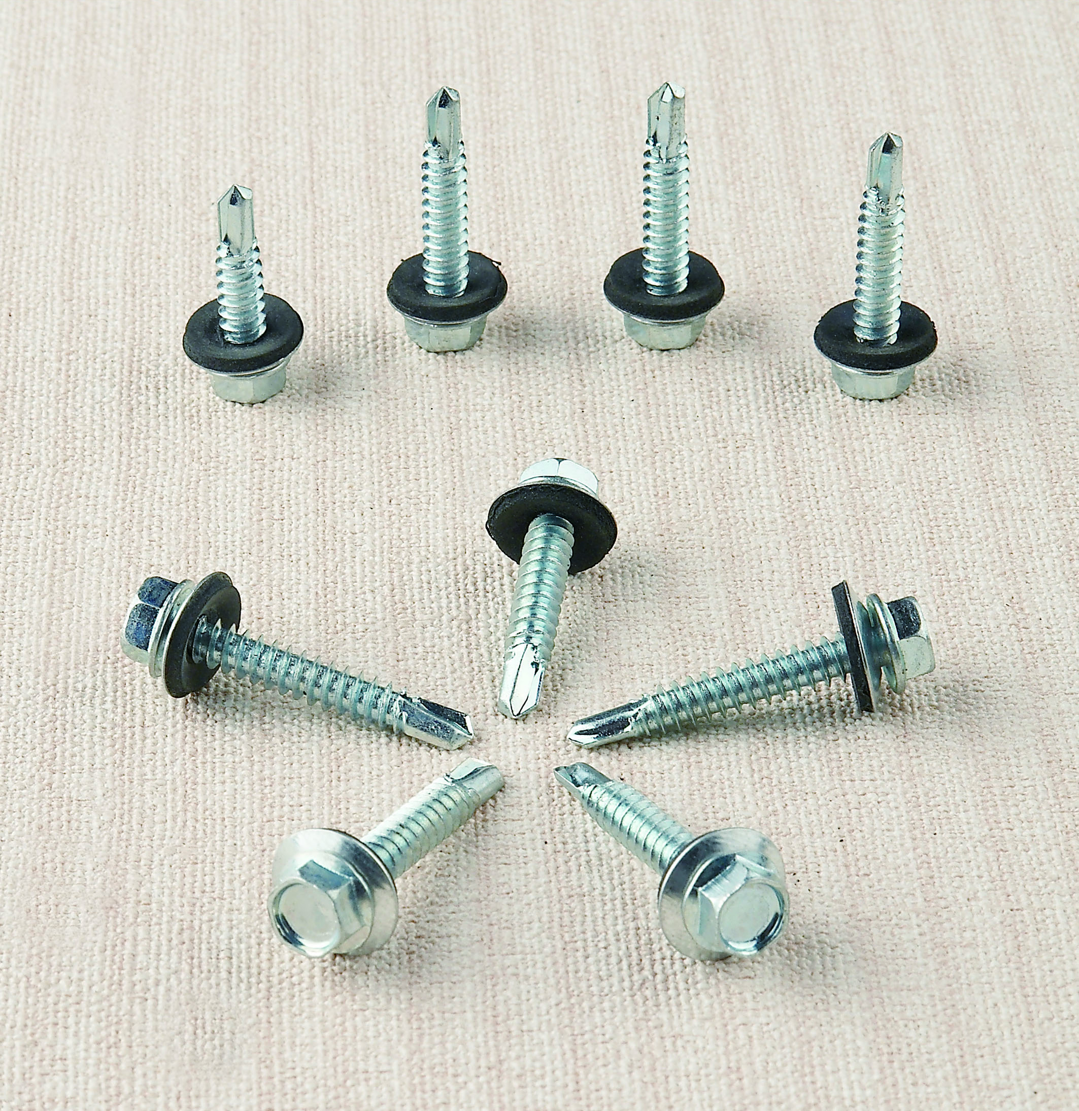 YUYAO HUALUN IMPORT AND EXPORT CO.,LTD. – tornillo de acero 1