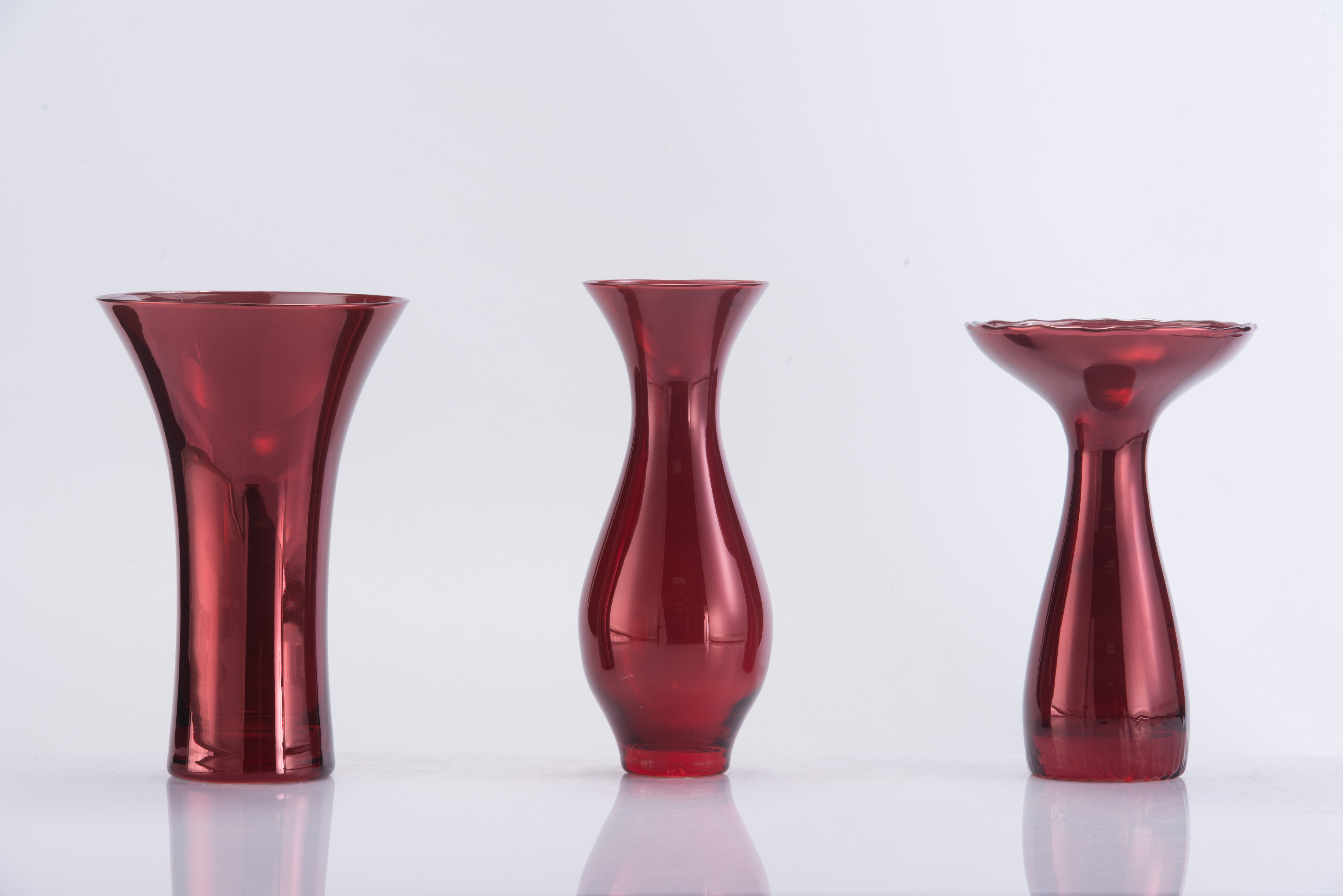 Red plated vase