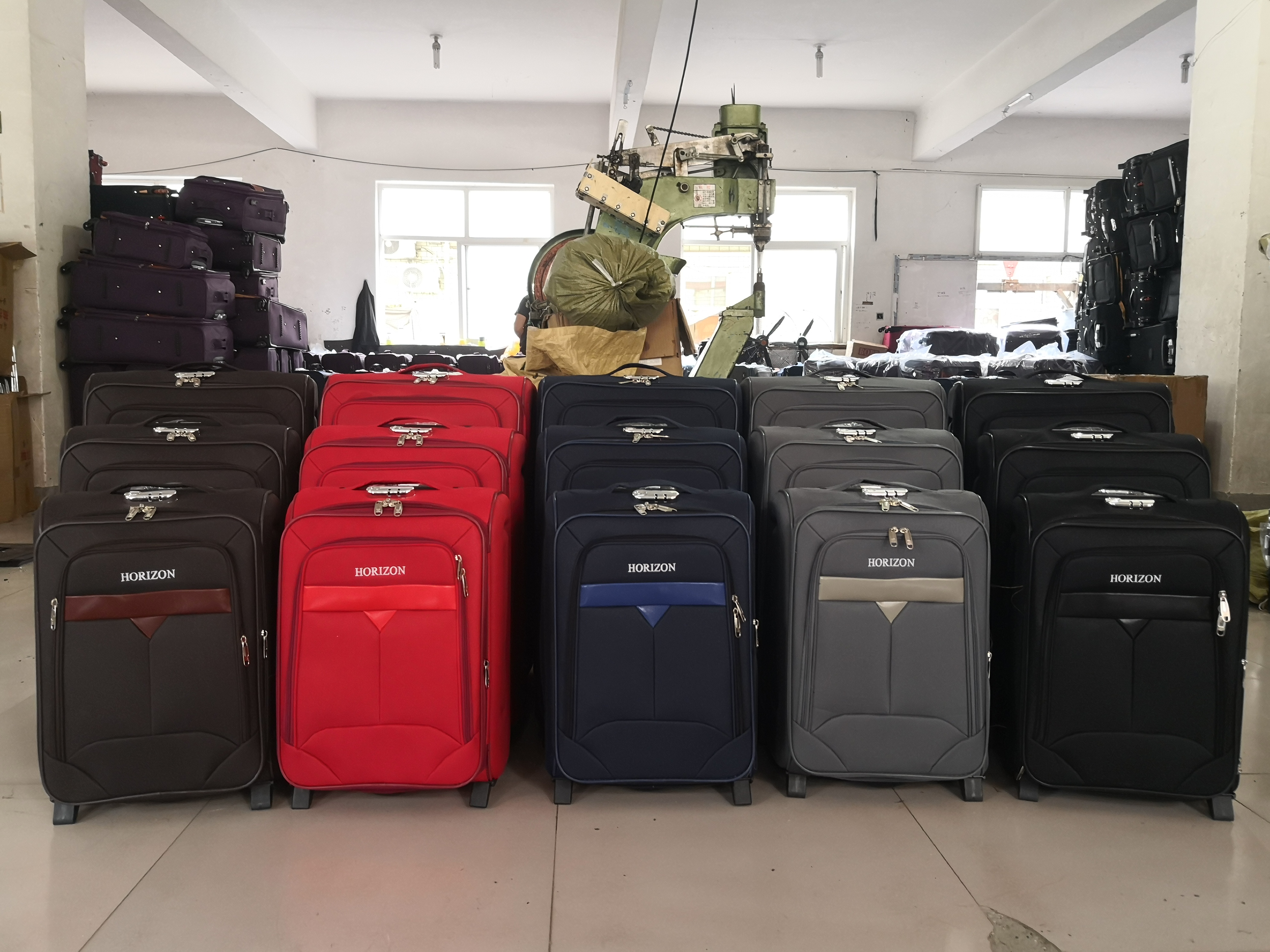 New Design 2wheels vantage Trolley Bag 3 pcs 4pcs light soft trolley luggage with tsa lock