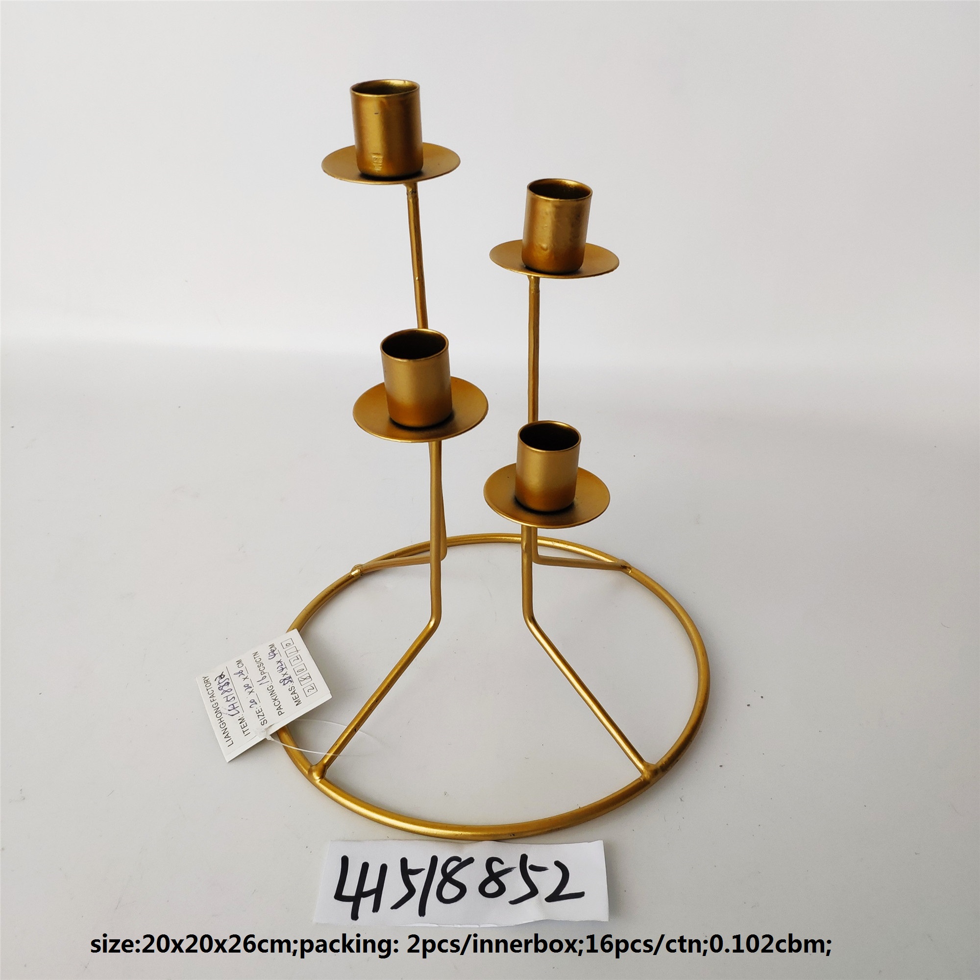 European wedding dinner decorated with gold and black metal Candlesticks