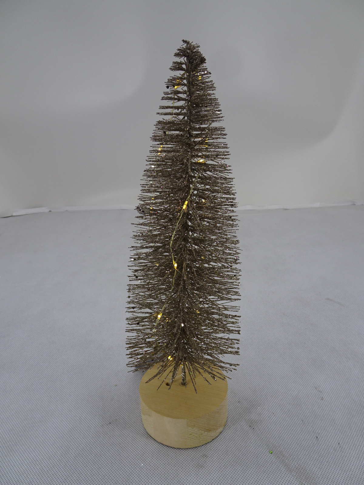 Plastic tree with battery lights