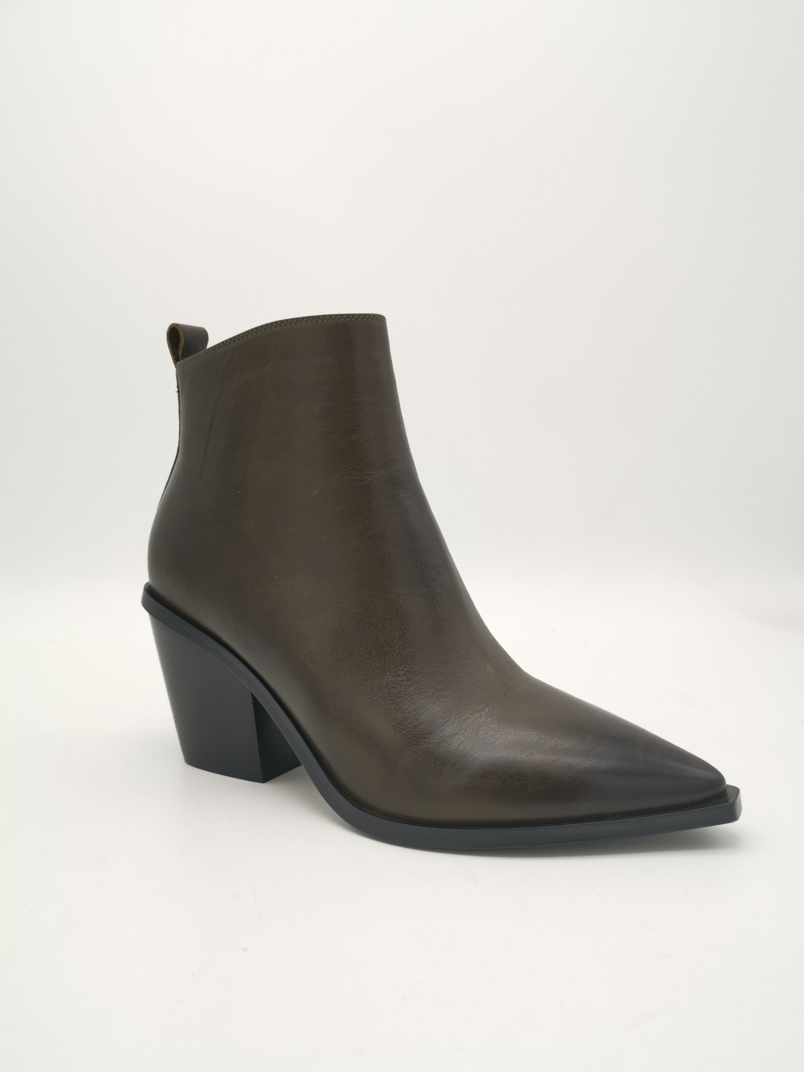 leather lady boots