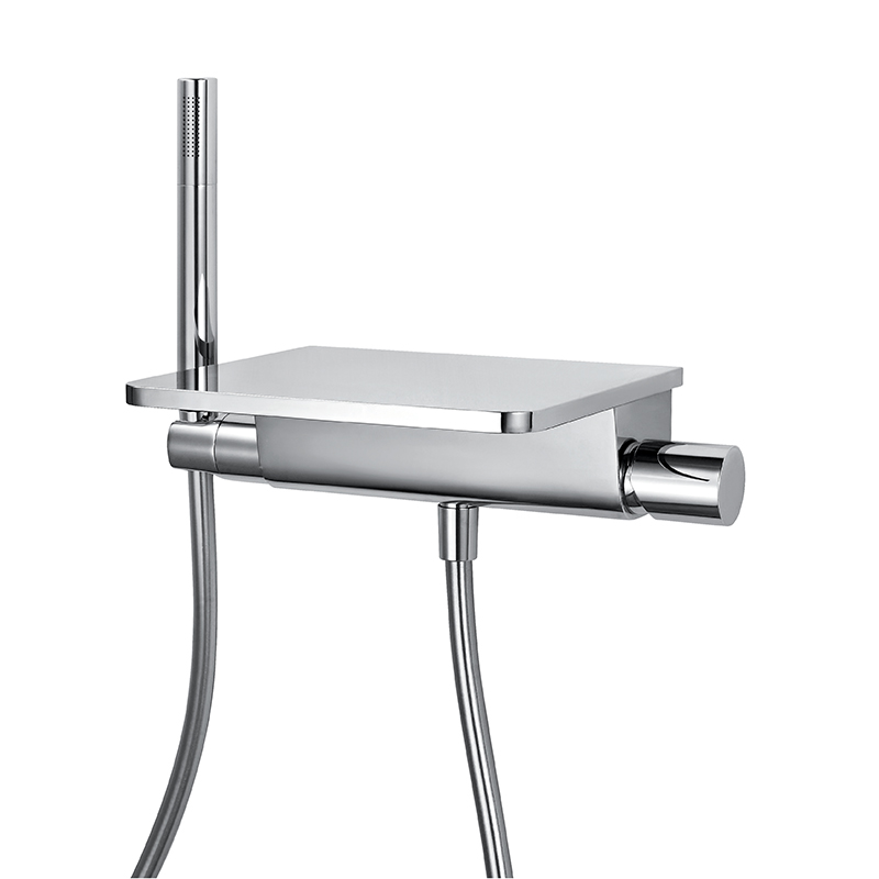 FLOVA Single lever bath/showe mixer