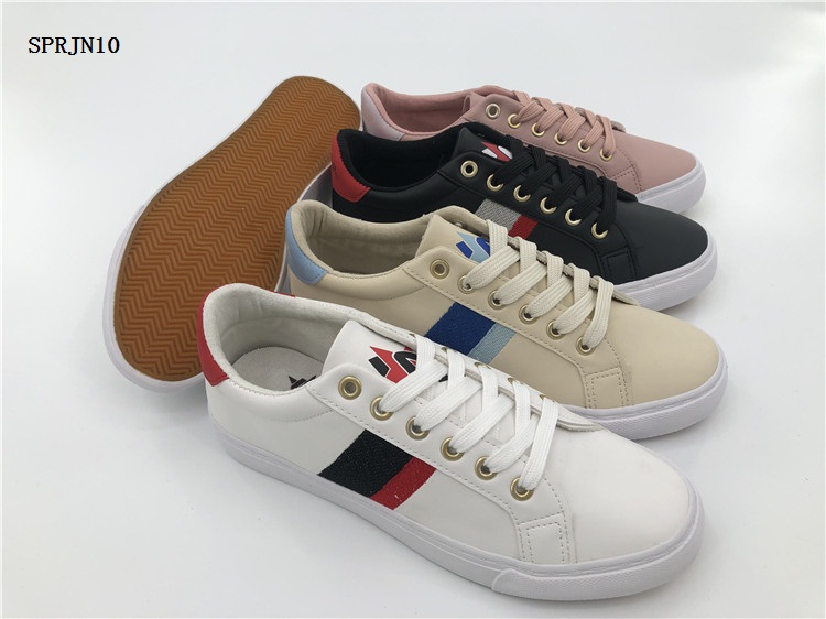 Ladies vulcanized shoes