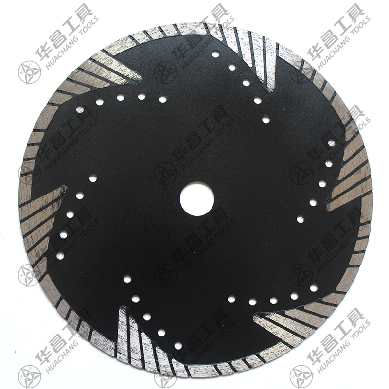 Diamond saw blade for concrete