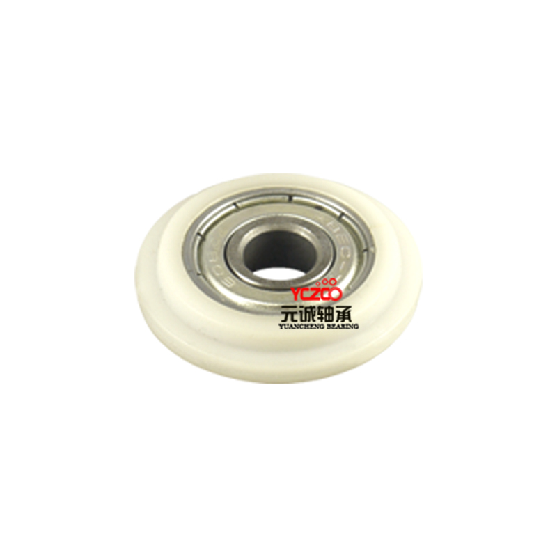 Sliding wardrobe roller