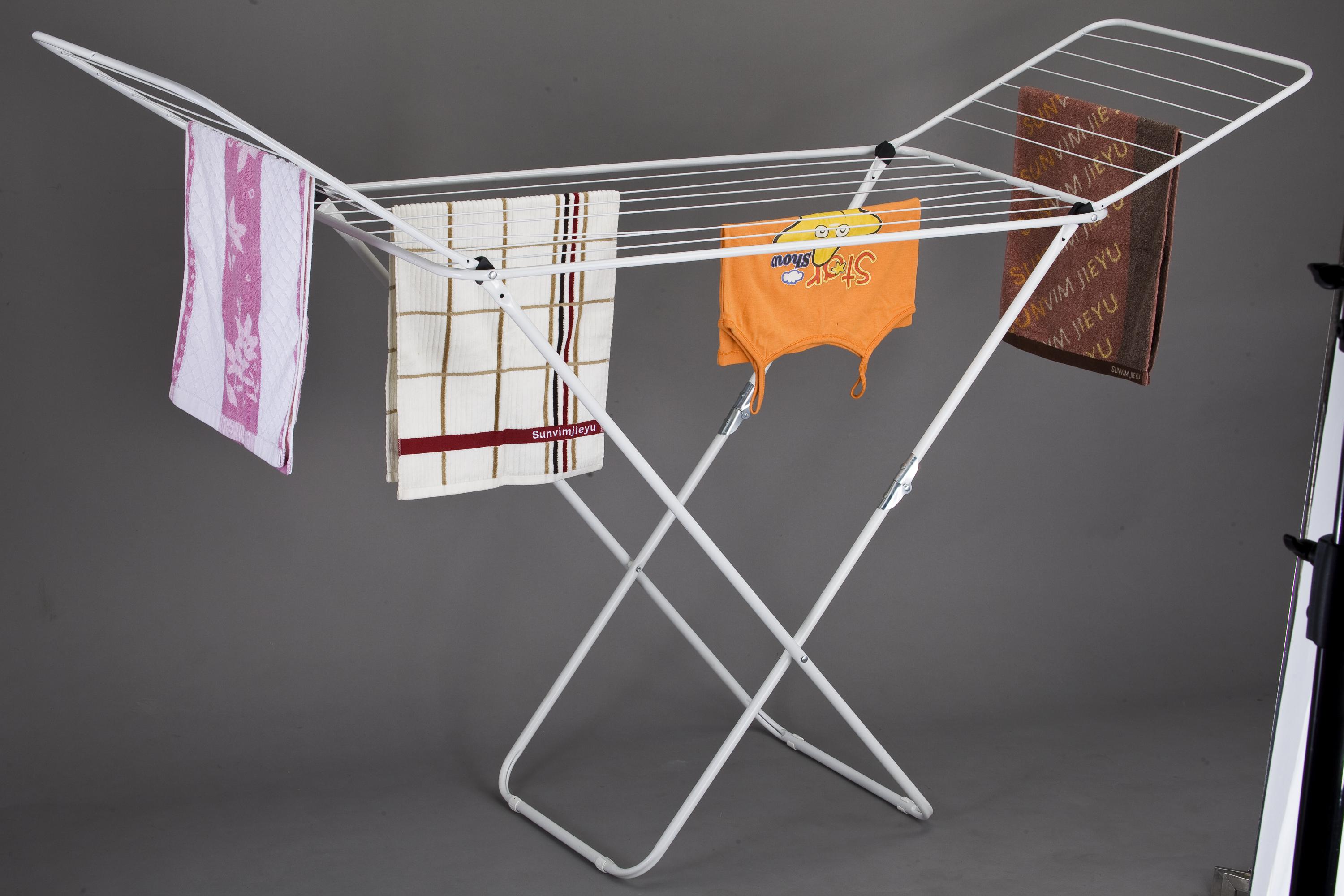 18m Clothes Airer