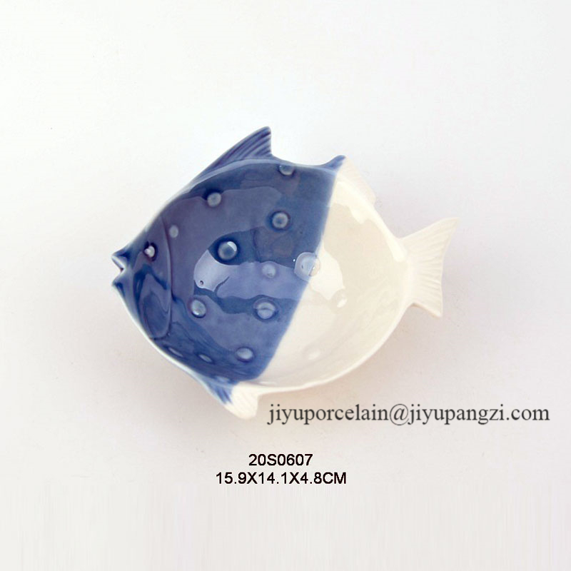 Summer decor porcelain ocean blue fish plate