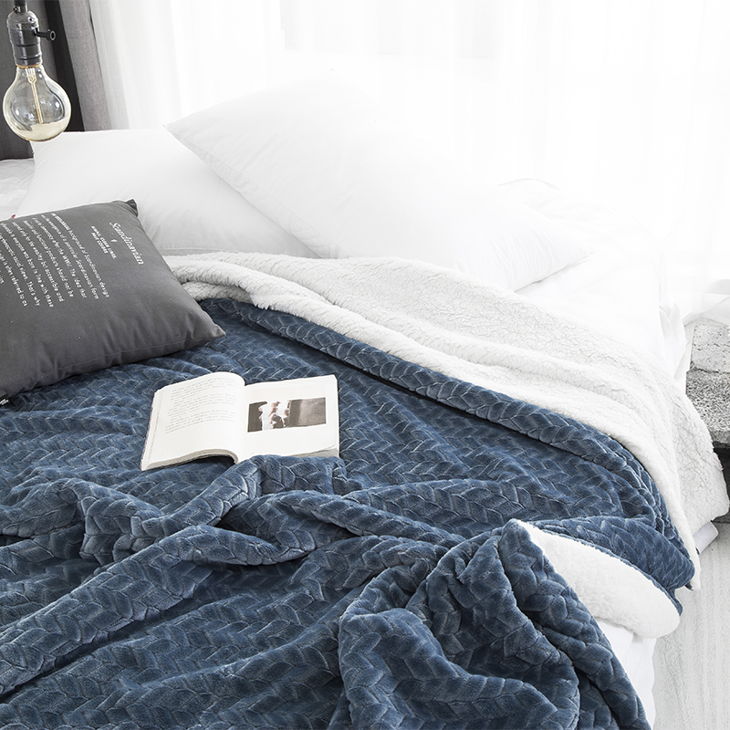 Jacquard Flannel with Sherpa Blanket