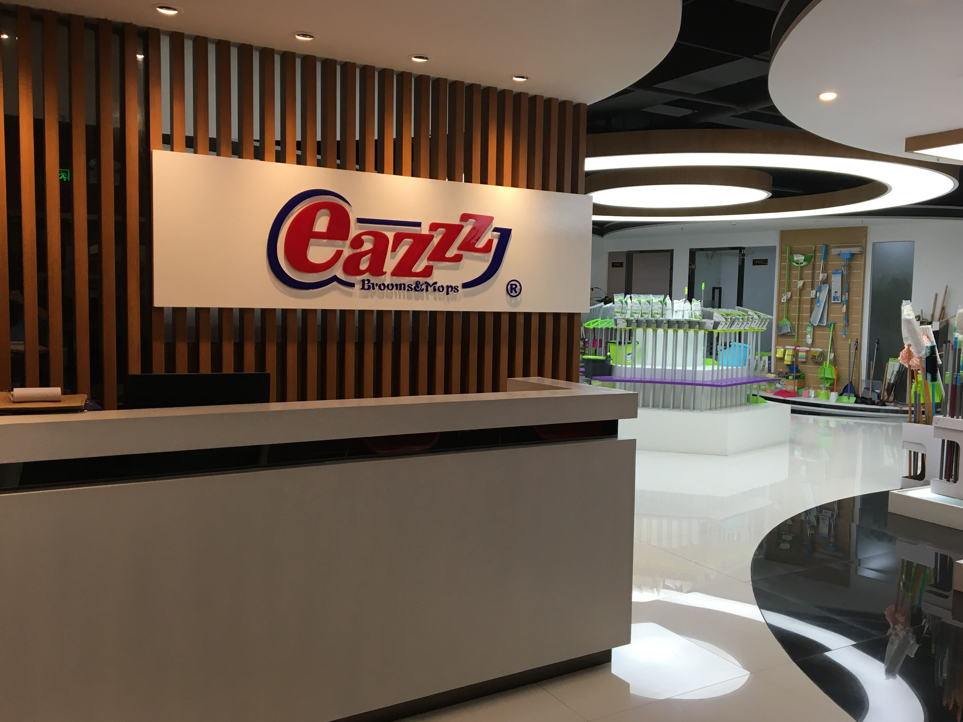 Beiliu Haojing Daily-use Plastic Manufacturing Co., Ltd. – Mops 1
