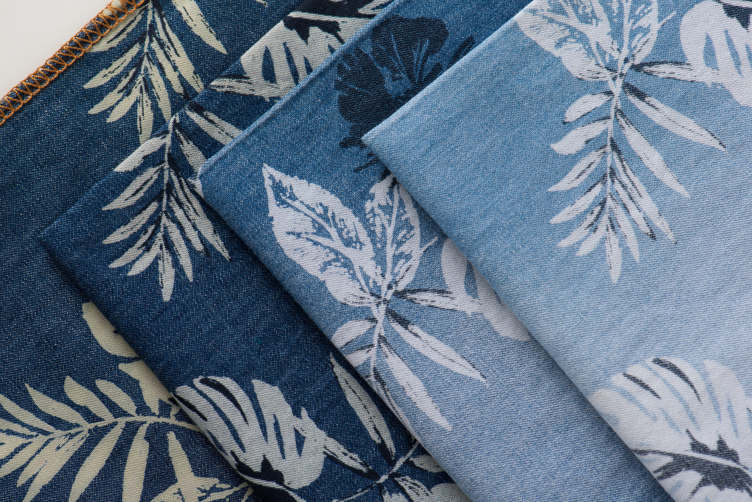 100% cotton discharge print denim 4.5oz