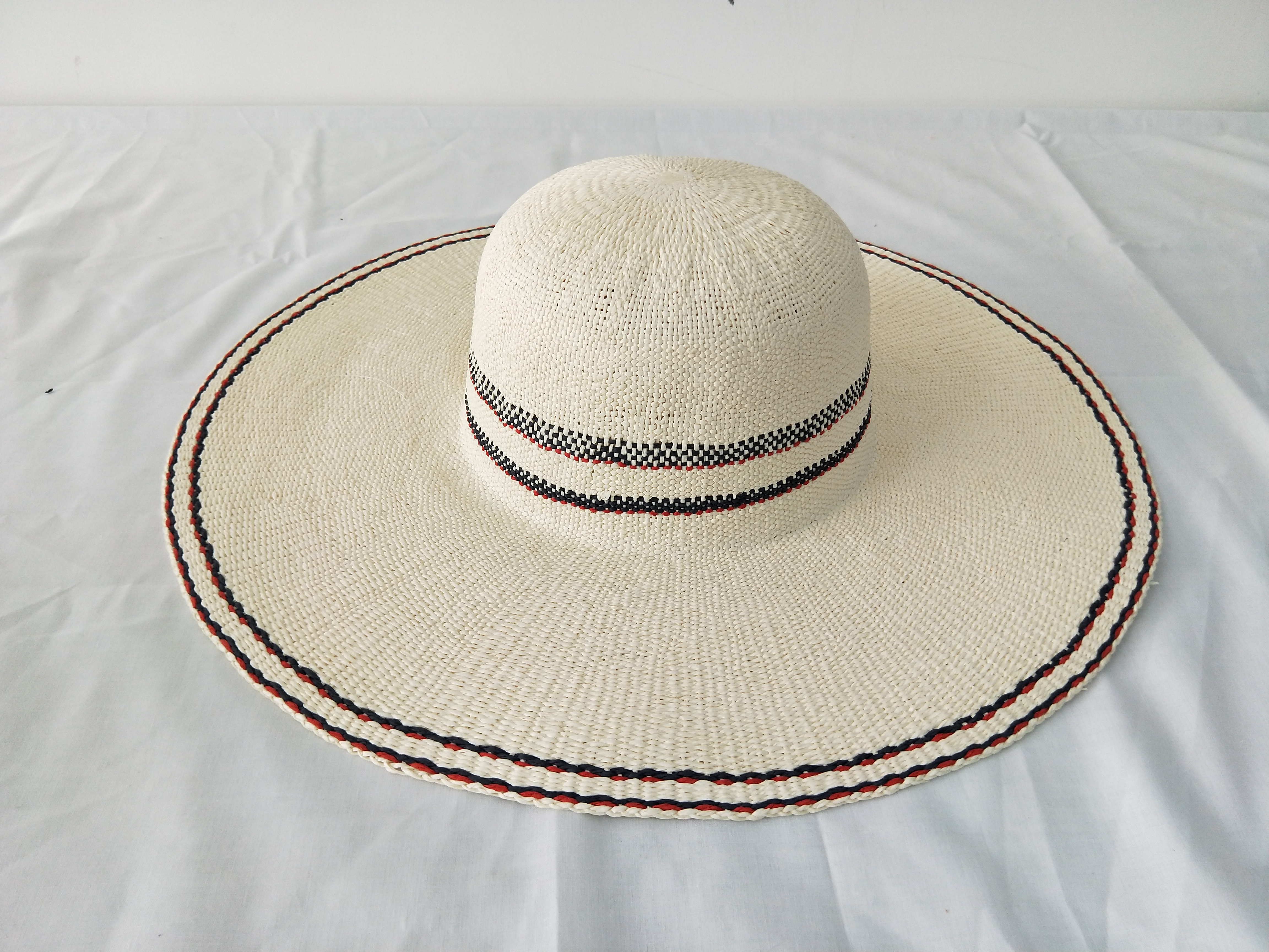 Floopy-wide brim paper straw hat
