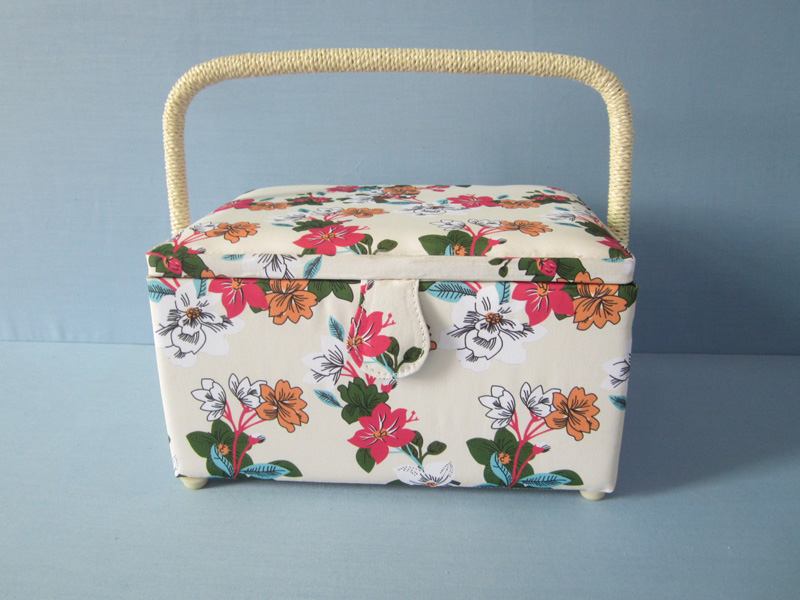 Medium Sewing Box, with HP Tray