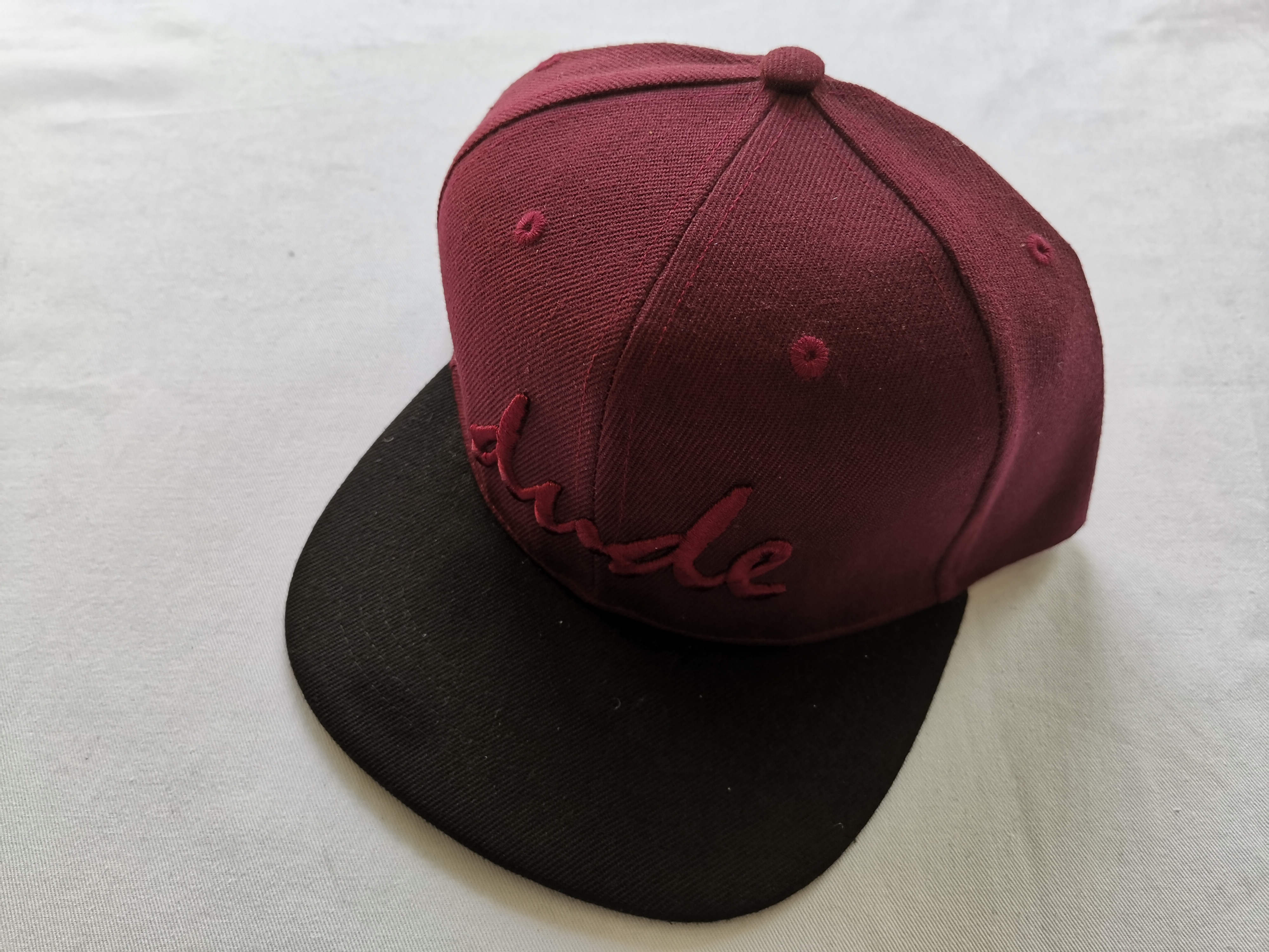 3D embroidery acrylic snapback cap