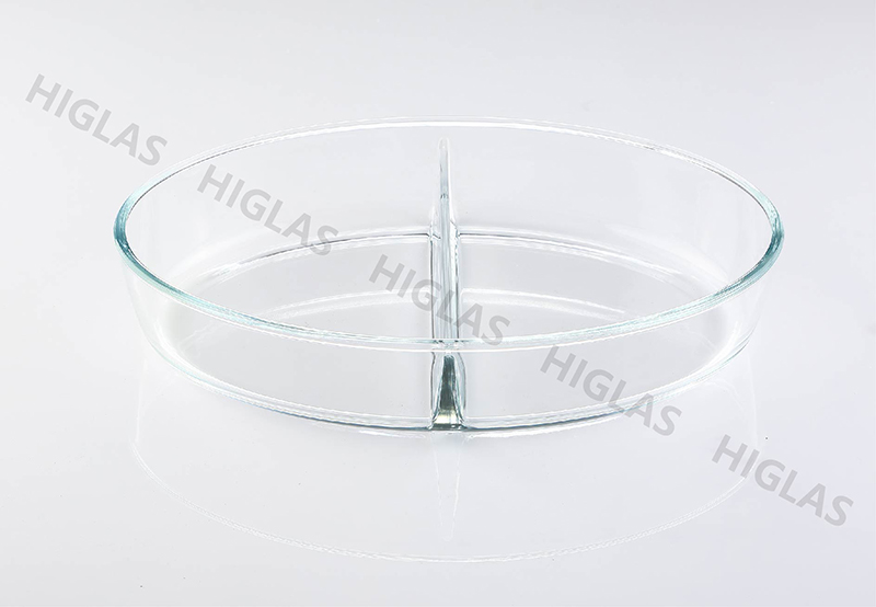 3.2l Oval Borosilicate Glass Baking Dish With Divider