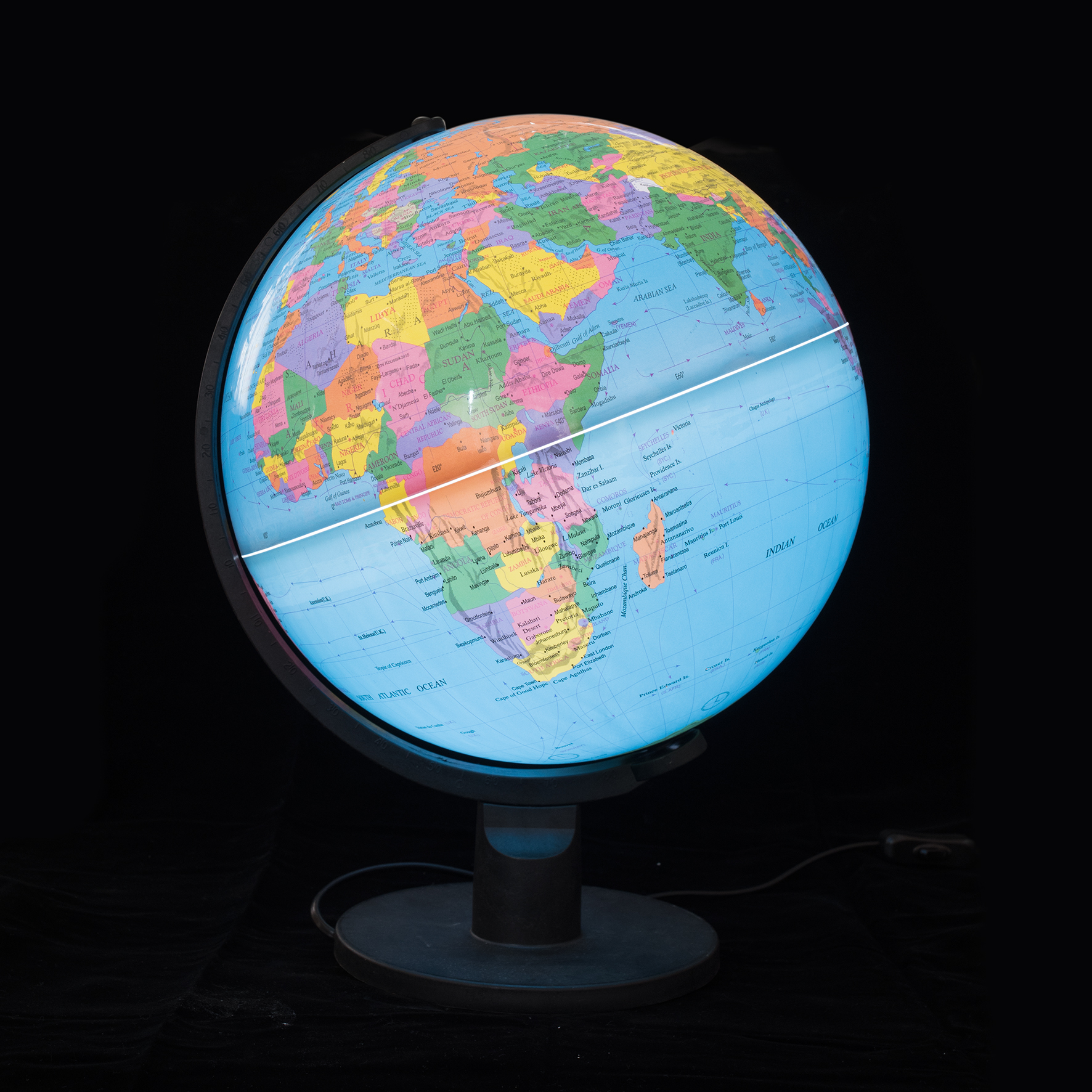 Lamp World Globe with Plastic Frame World Globe with Light Night Illuminated Globe
