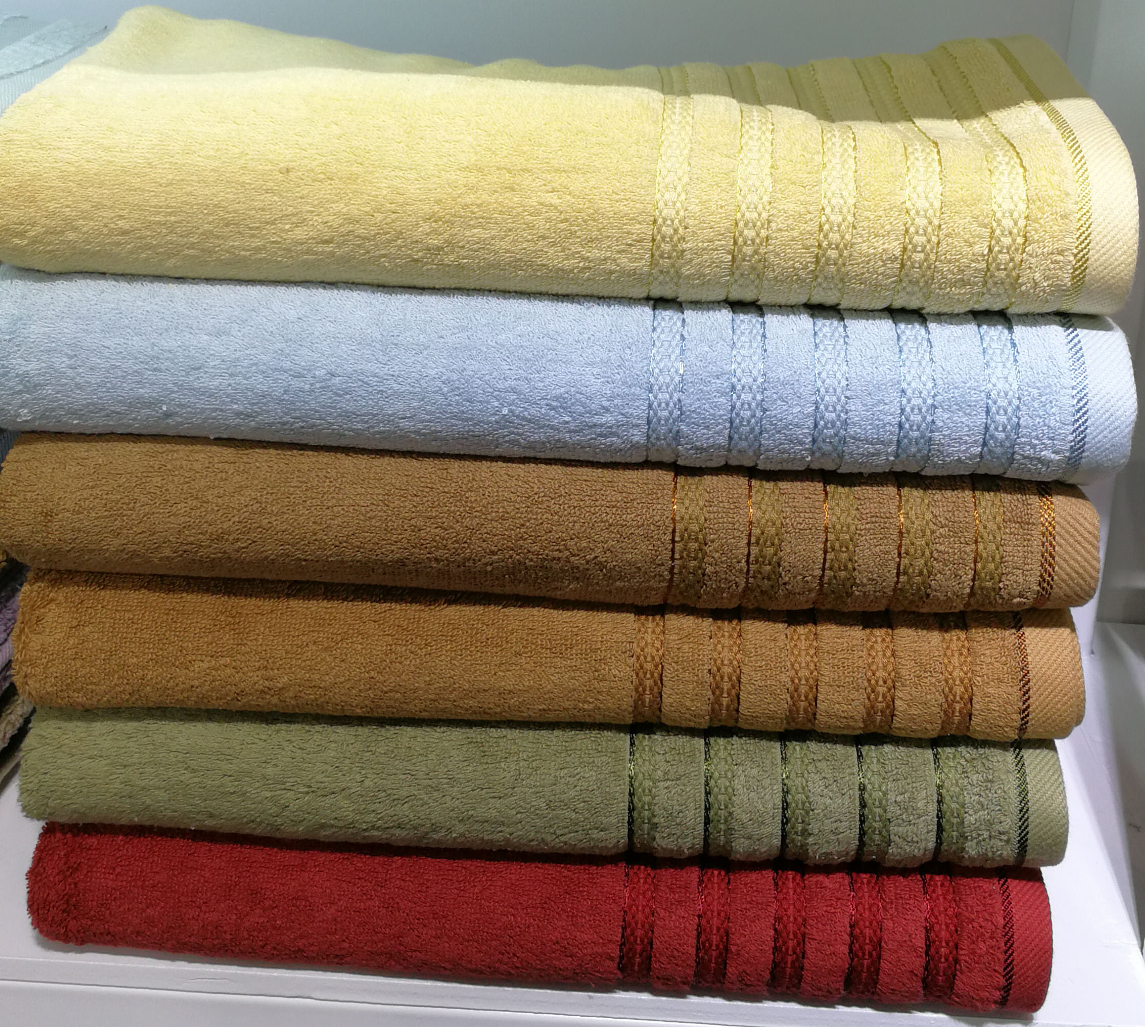 100% Cotton Bath Towel