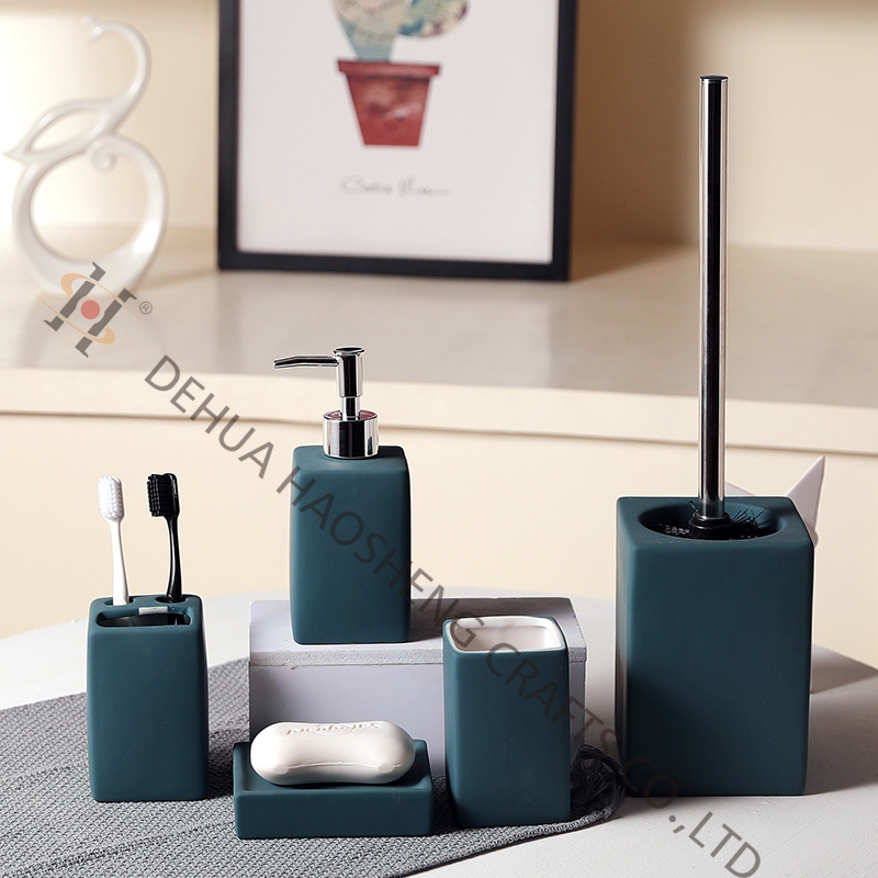 Bathroom set