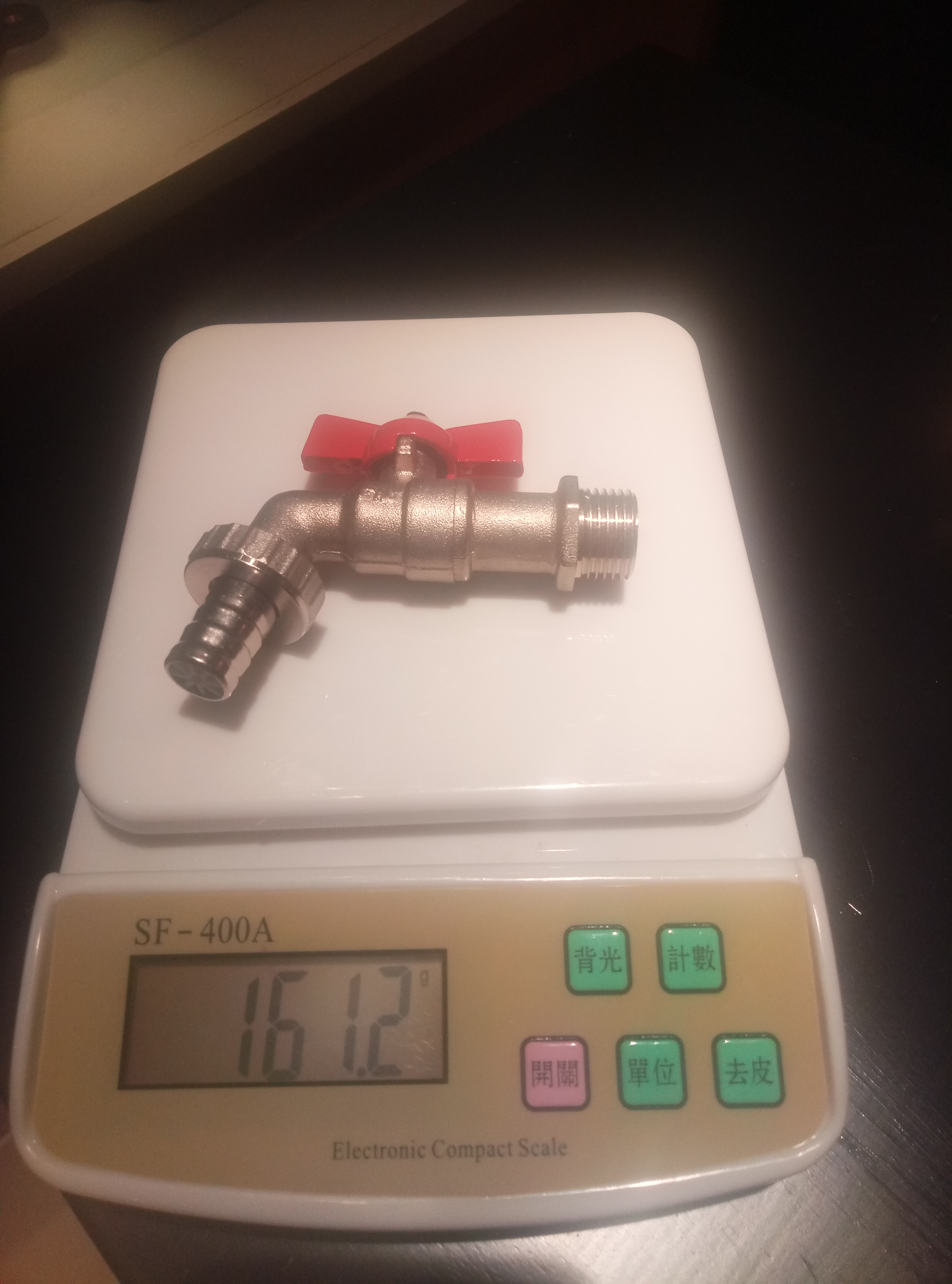YUHUAN GENERAL BALL VALVE FACTORY CO.,LTD. – silla de madera 1
