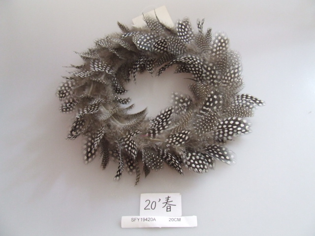 feather wrsath