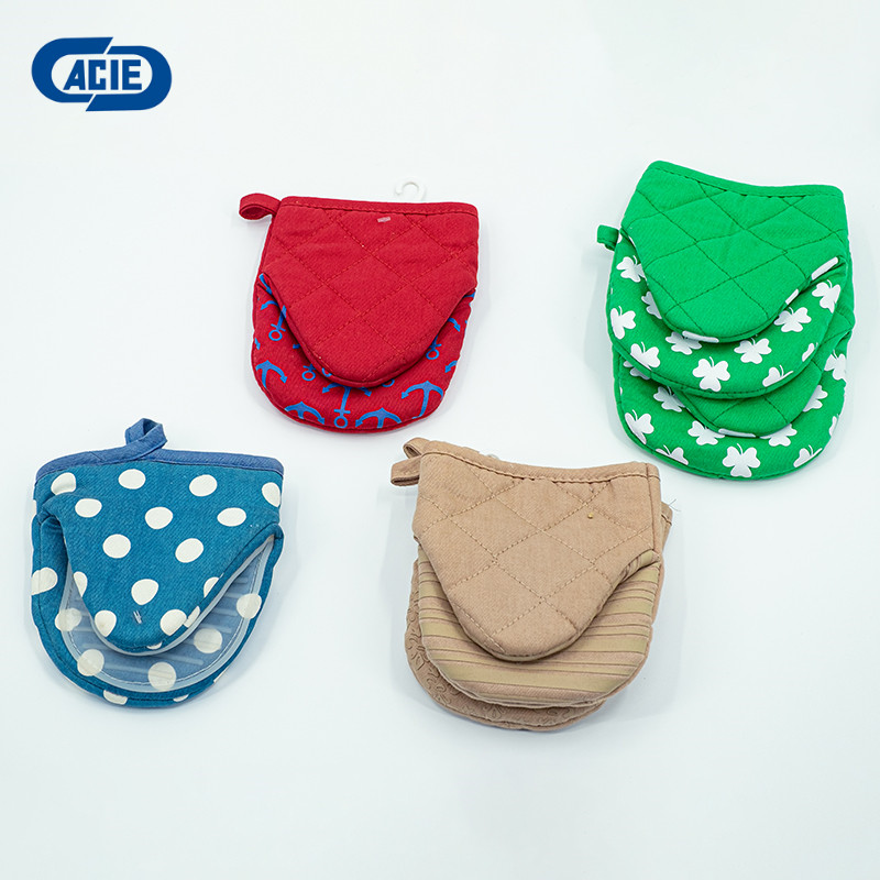 Oven Mitts with Cotton Lining, Kitchen Gloves, Non-Slip Potholder