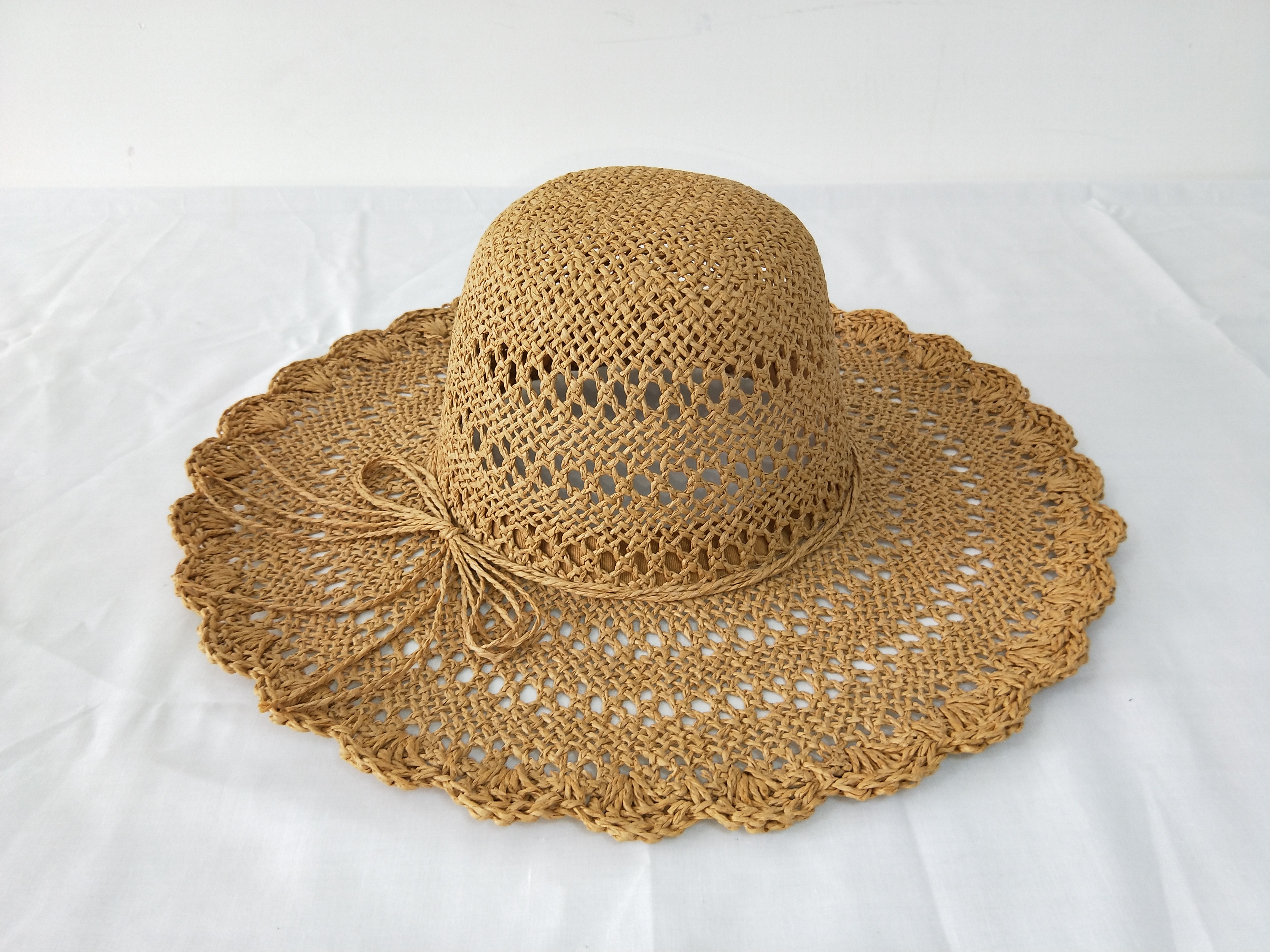 Floopy-wide brim paper straw hat