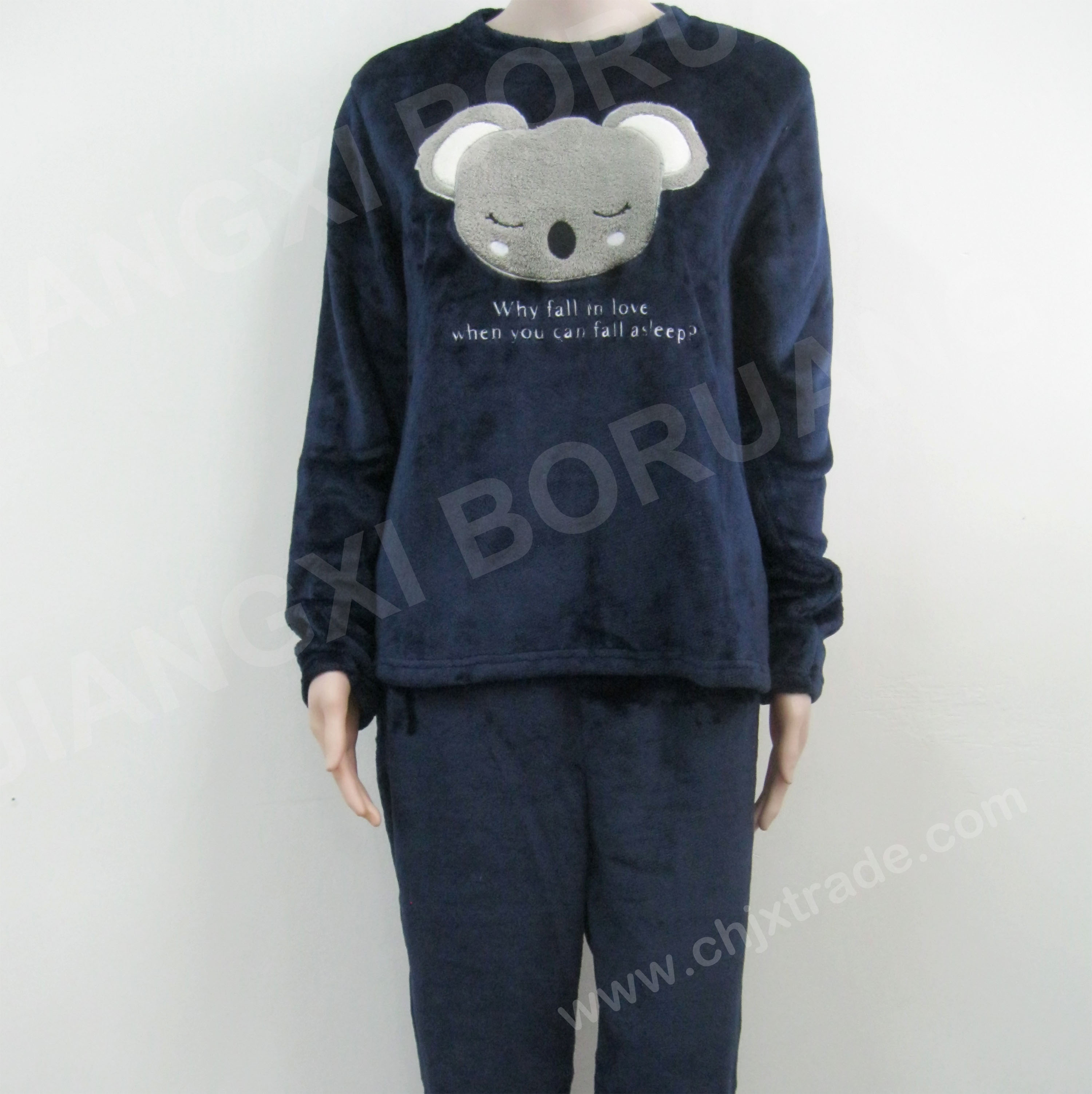 Womens 100%polyester Flannel Pajama Set With Embroidery