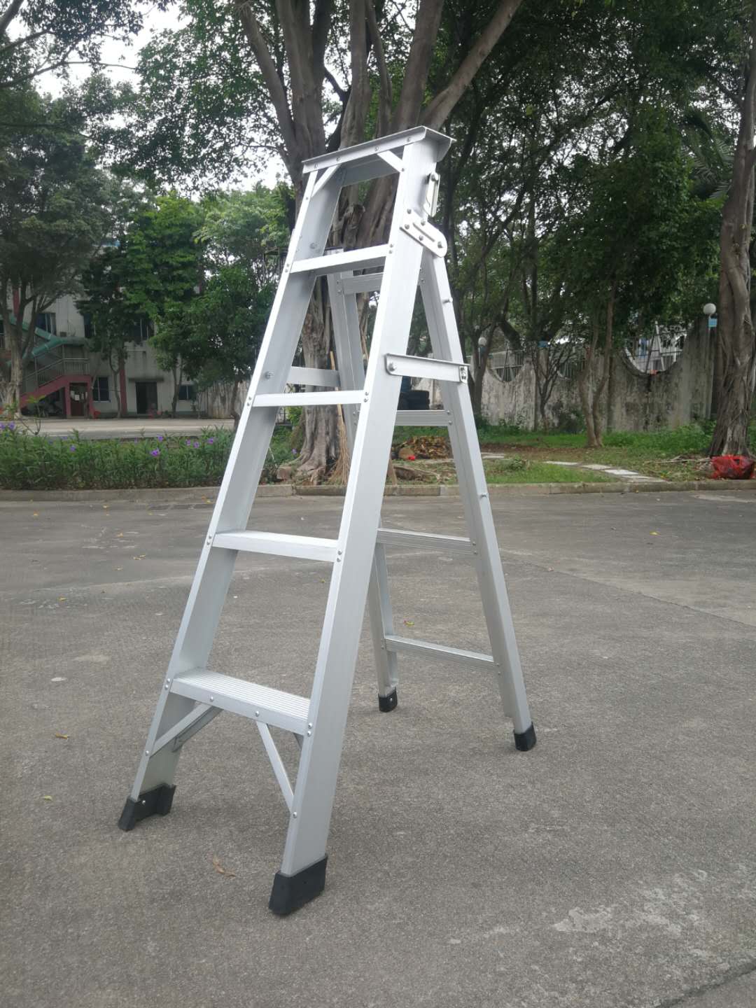 Strengthening Of The Two Aluminum Ladder