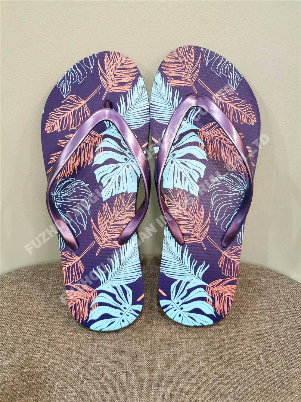 pearly-lustre strap women beach flip flops