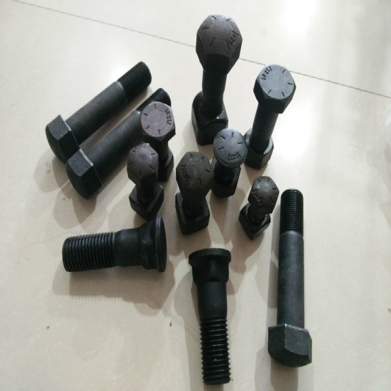 High tensile bolt