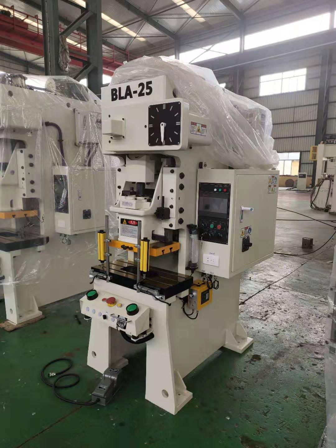 25t High precision Pneumatic Press machine