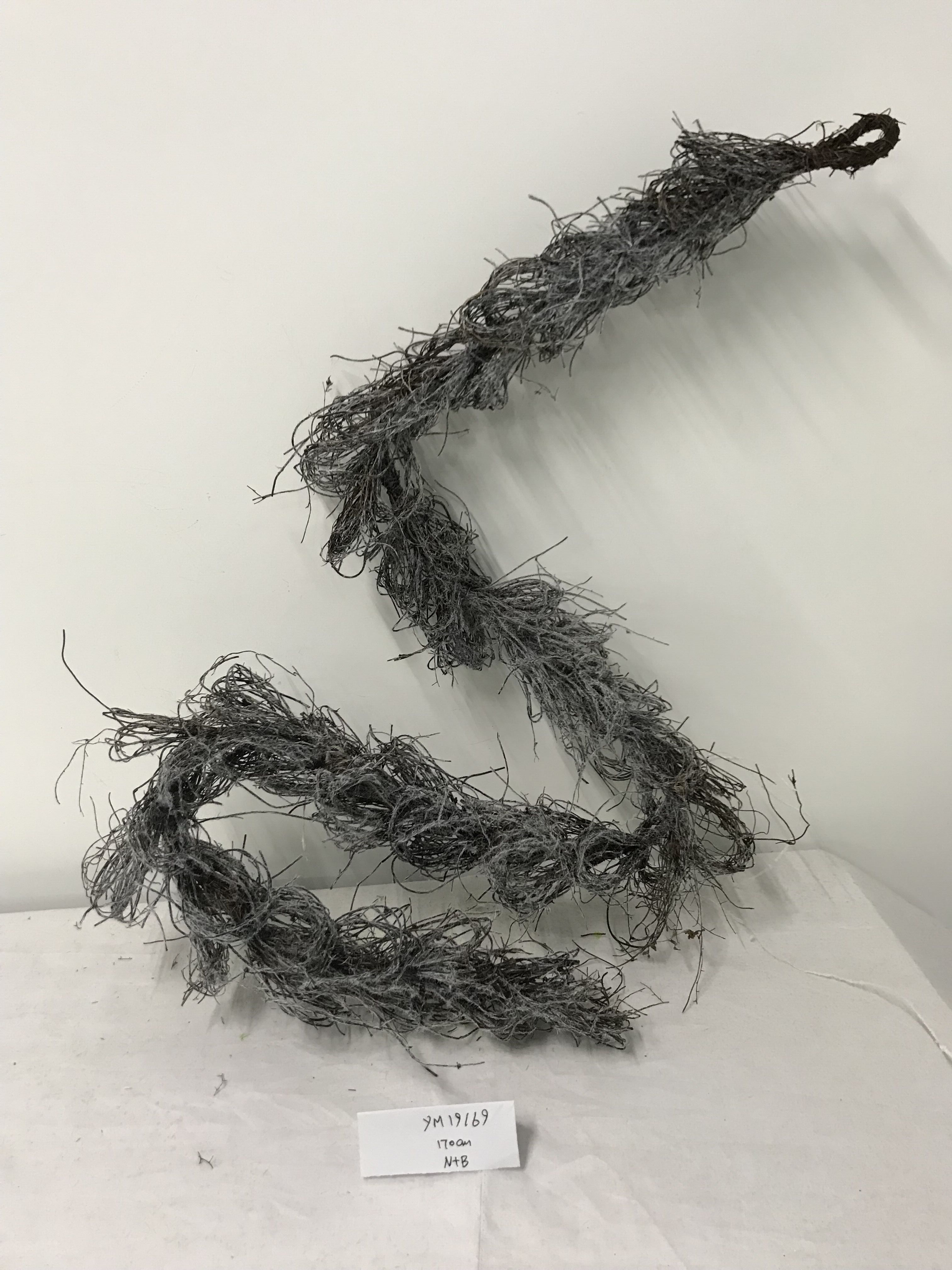 MEIZHOU TENG YI ARTS & CRAFTS CO.,LTD – figura decorativa 1