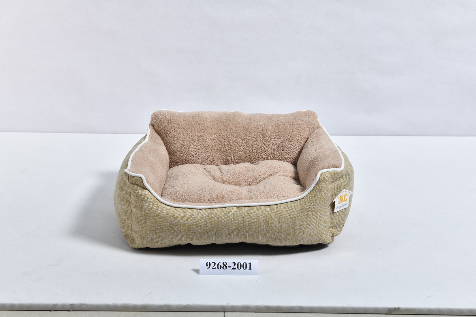 Square pet bed