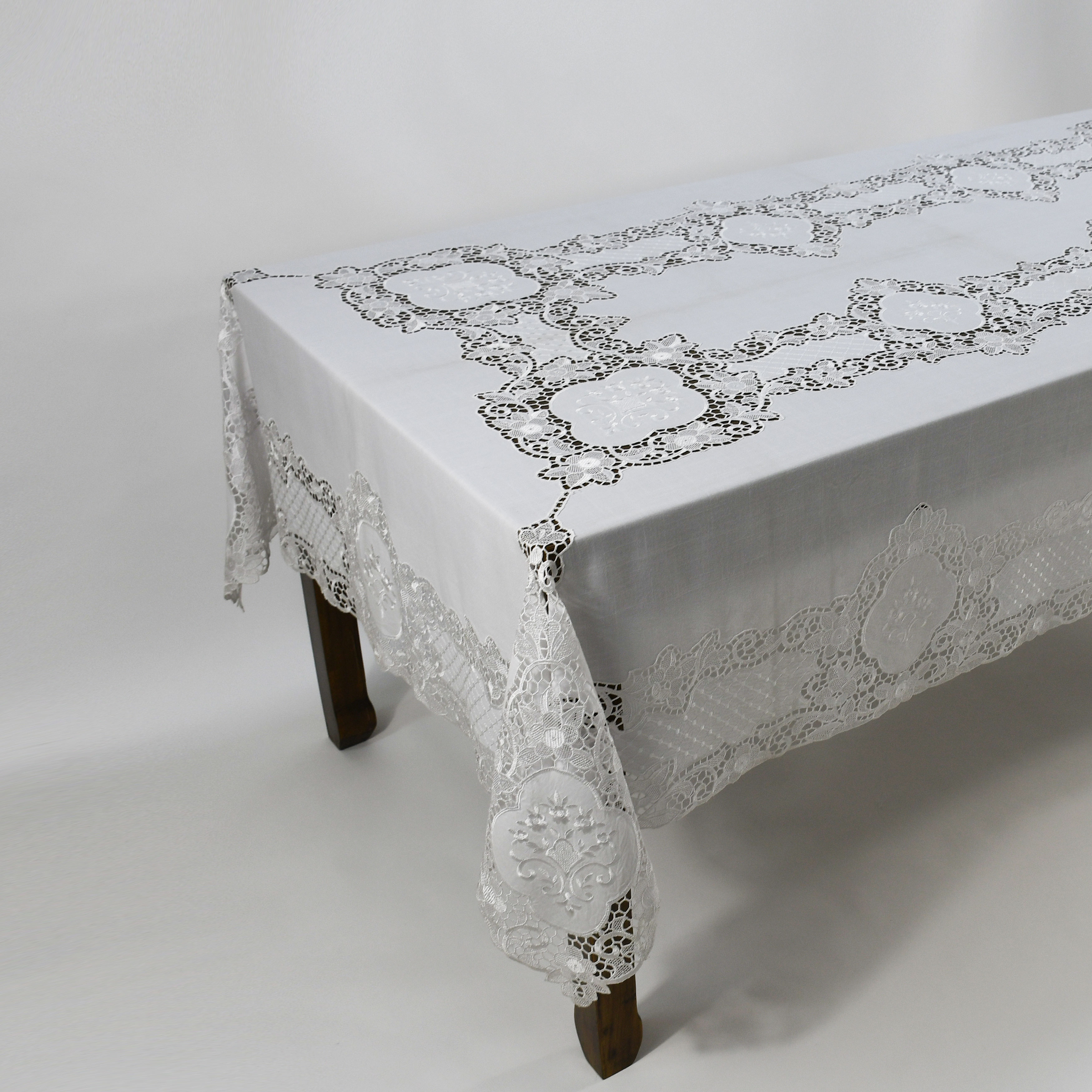 Table cloth