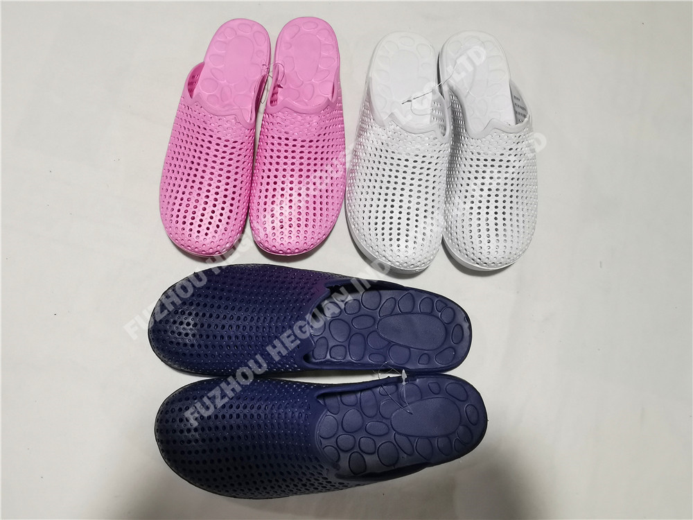 Perforated round holes and breathable EVA lady beach slipper