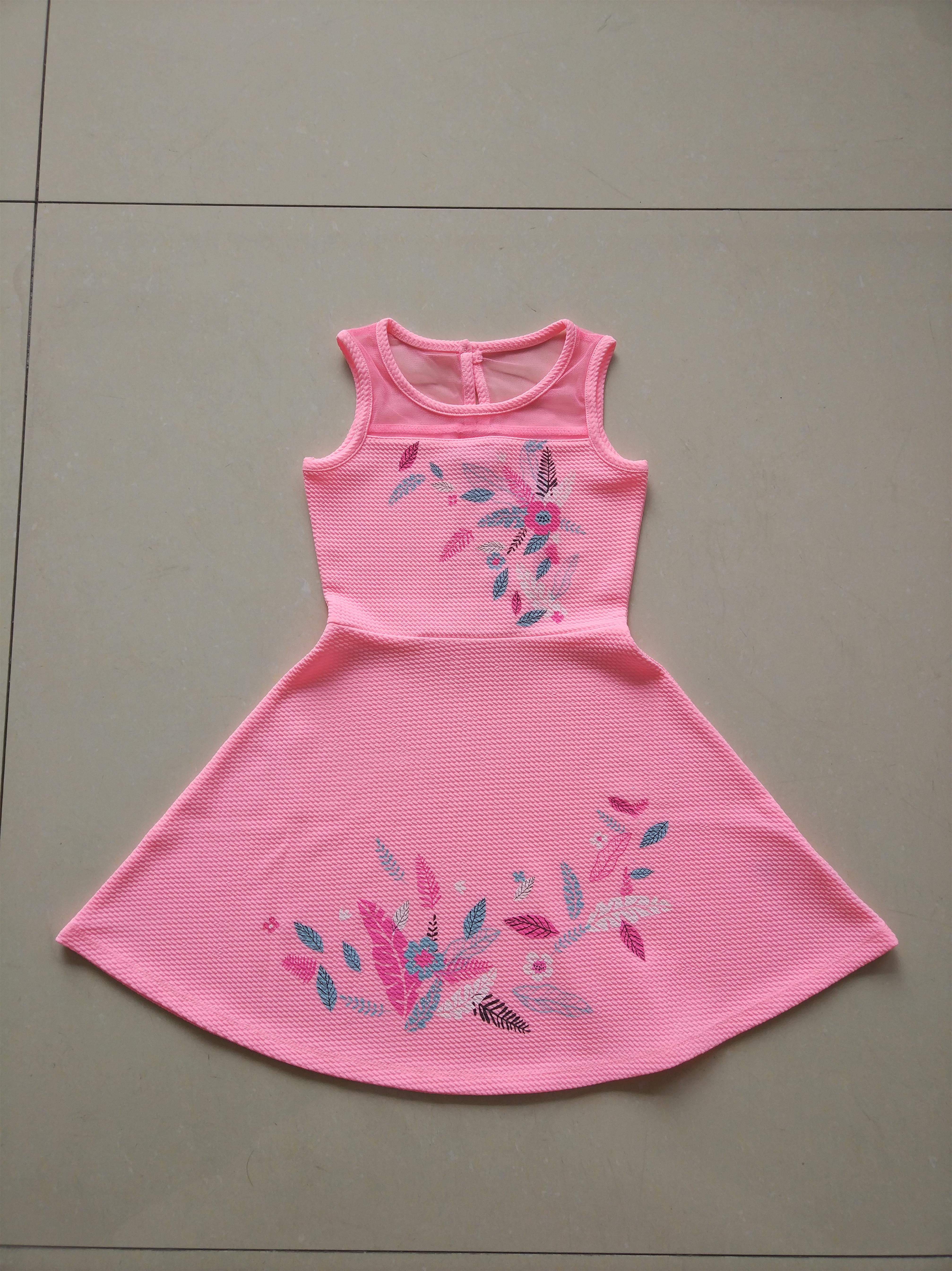 girl‘s dress