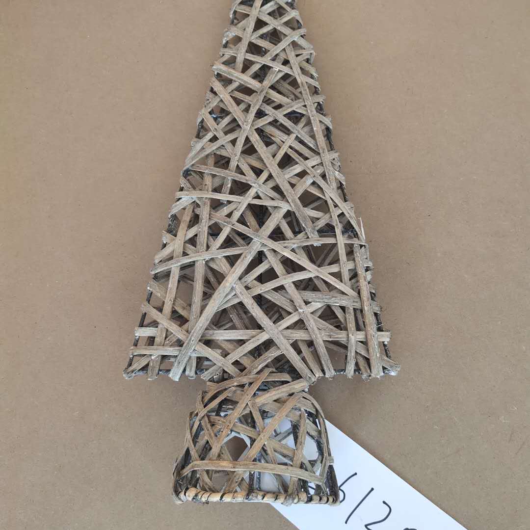 Willow Triangle Christmas Tree With The Base
