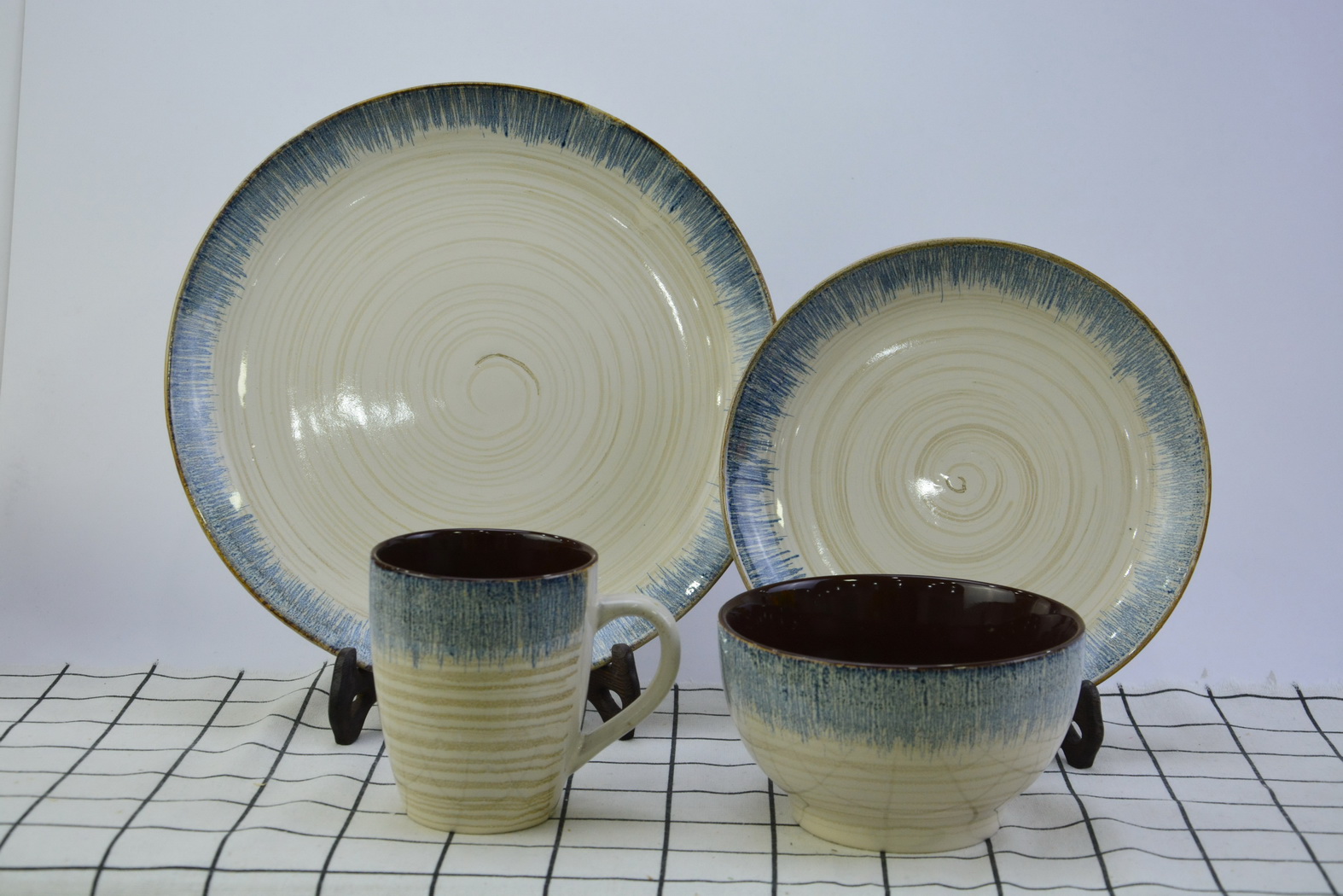 HENGHUI PORCELAIN PLANT LILING HUNAN CHINA – cubiertos de acero 4