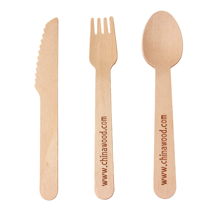 Disposable wooden cutlery
