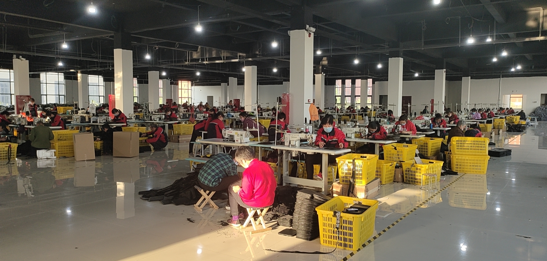 Hebei Youge Trading Co., Ltd. – Handbags 1
