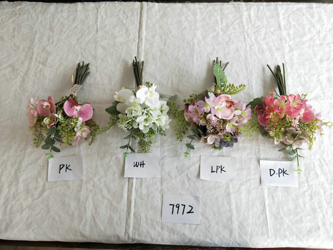 Artificial flowers