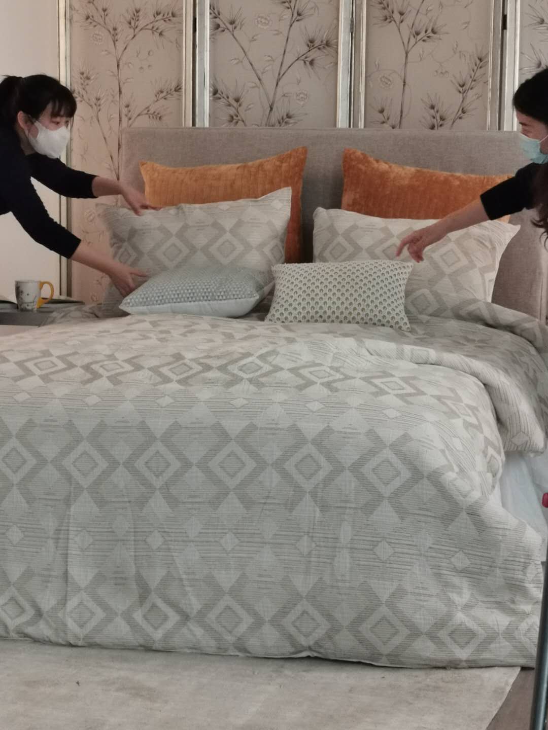20-sh036 Seven Piece Comforter Set