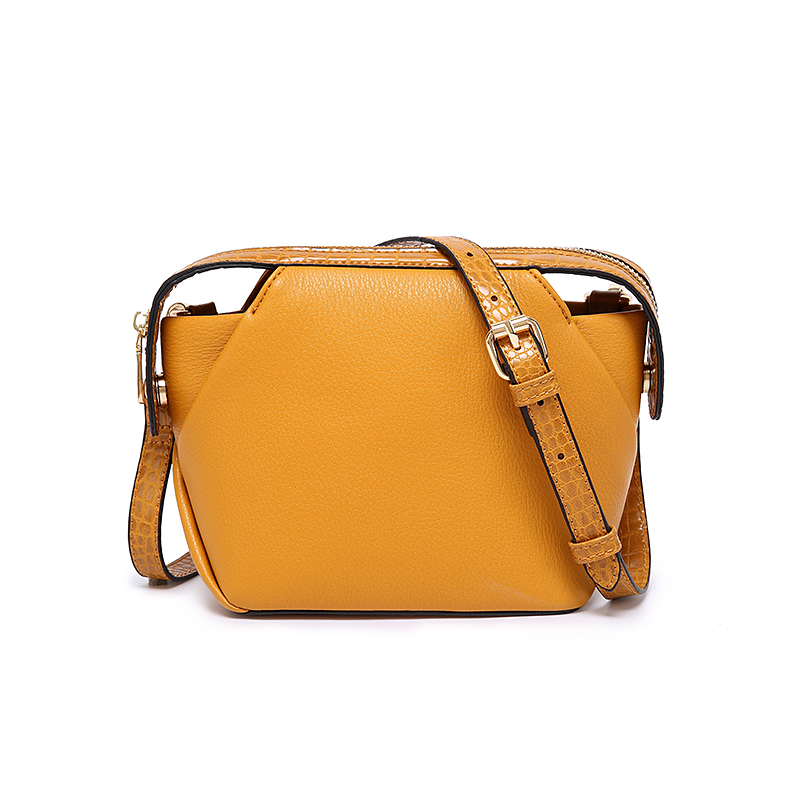 Brown PU cross body handbag