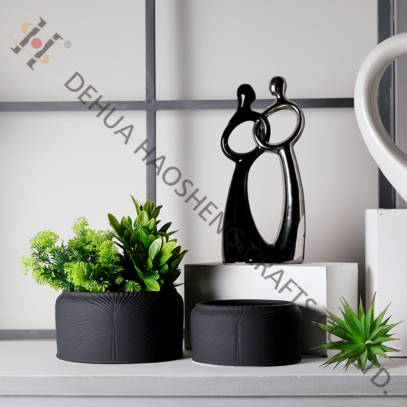 Ceramic Flower Pot with rubber finish