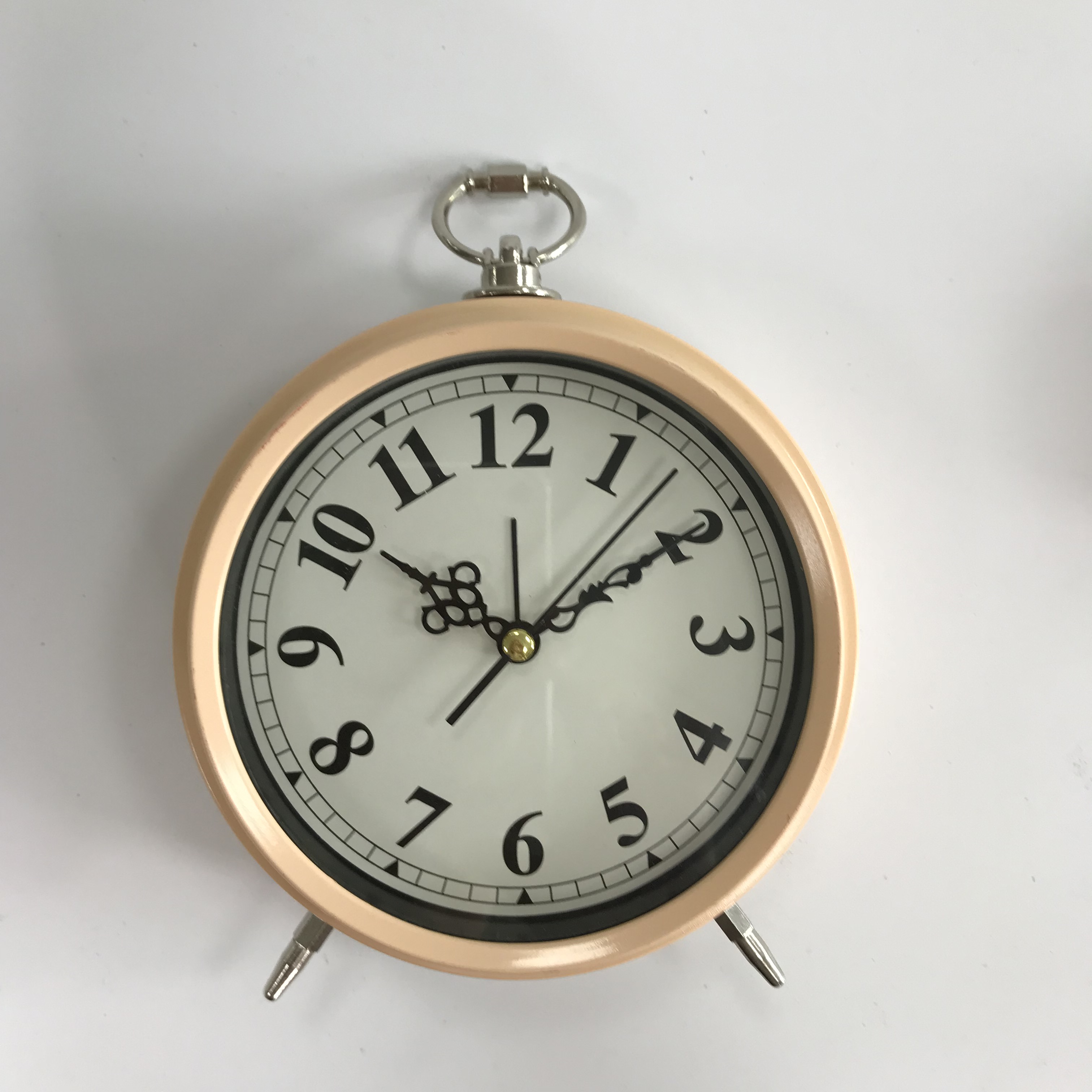 15.5CM Antique plastic alarm clock