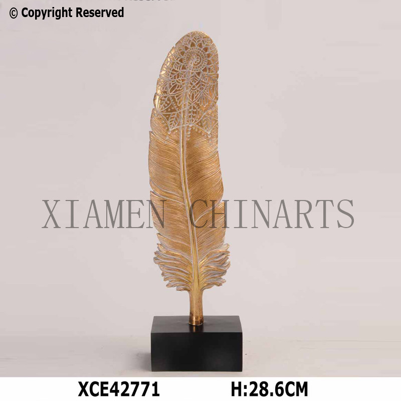 Home deco-feather